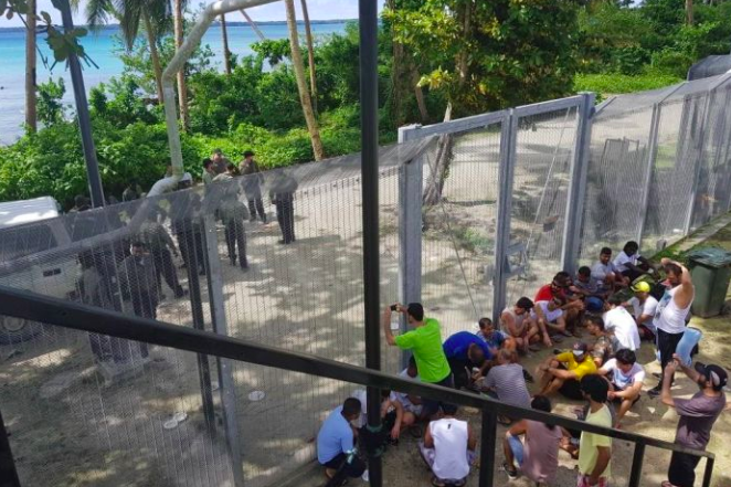 crisis Manus Island refugees