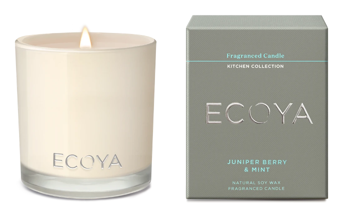 ECOYA candle in scent juniper berry and mint maisy