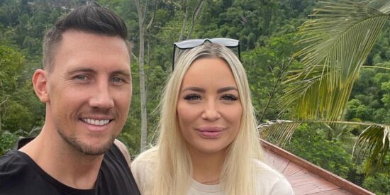 Melinda from MAFS shows off the diamond ring Layton gave her on their anniversary