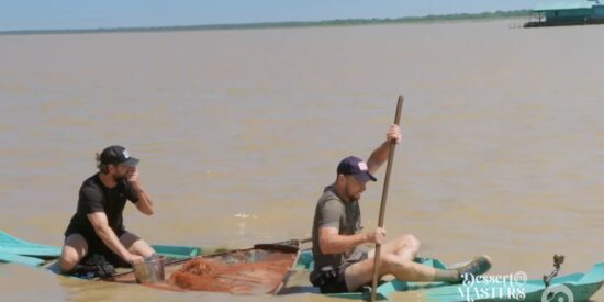 The Amazing Race Recap Episode 8: Former front runners are in trouble when their boat capsizes