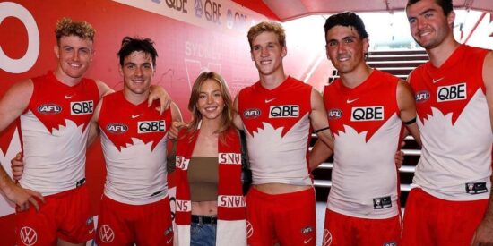 Unsurprisingly, Sydney Sweeney was inundated with DMs from the Sydney Swans after a meet-and-greet