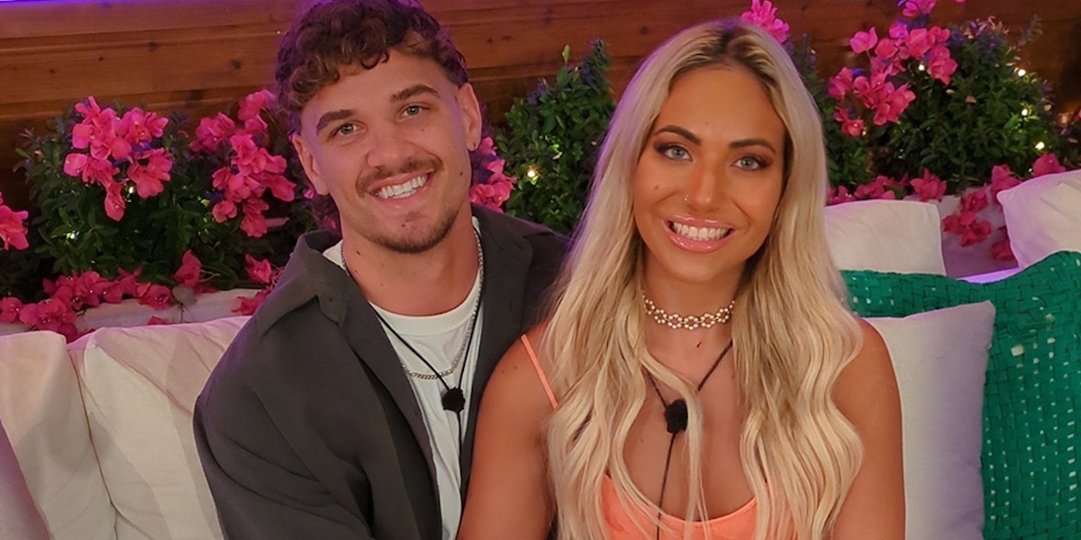 Clint and Sav on Love Island Australia