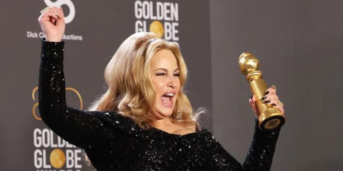 jennifer coolidge golden globes 2023