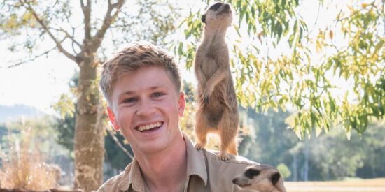 Robert Irwin shades photographers trying to get a snap of him in the wild