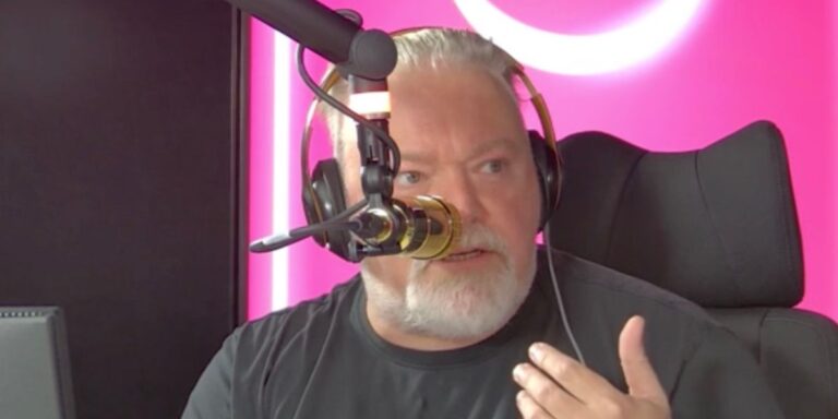 Bondi Rescue lifeguard saves the life of Kyle Sandilands' aunty during Bondi Junction stabbings