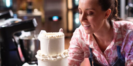 Meet Alisha Henderson, the Dessert Masters chef that 