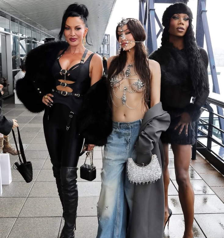 Real Housewives' Caroline Gaultier and Rupaul’s Drag Race Down Under's Hollywould Star and model Imogen Anthony appeared together at AFW.