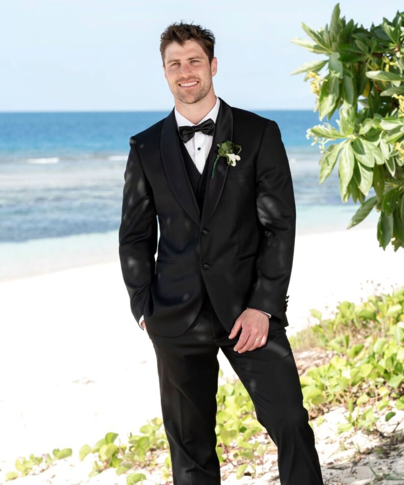 Tom on Stranded on Honeymoon Island australia.