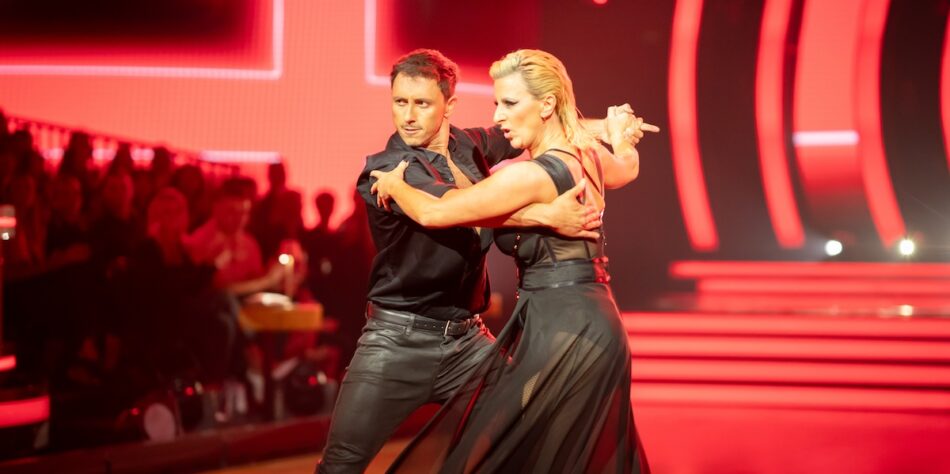 Aric Yegudkin and Felicity Ward on DWTS
