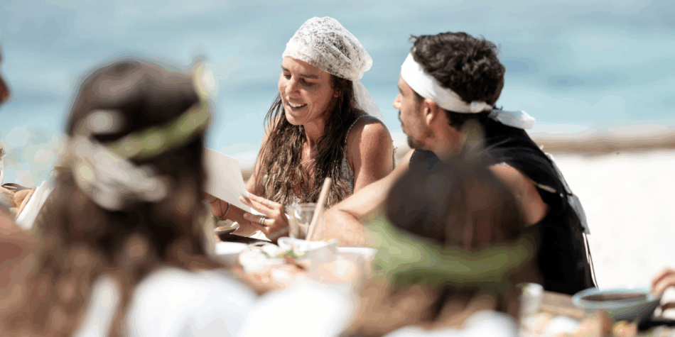 Jess and Sam on Stranded On Honeymoon Island Couples Cove