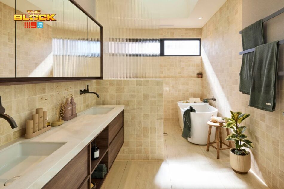 Main bathroom