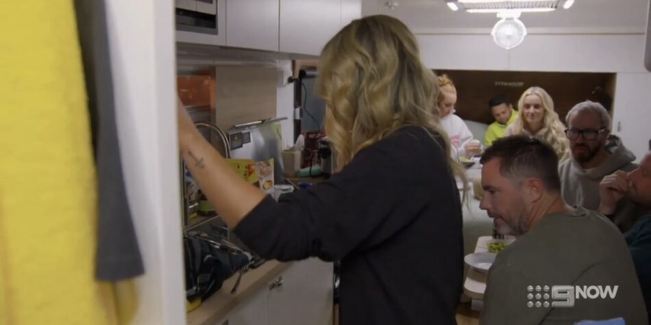 The rest of the block cast piled into Sonny and Alicia's caravan after judging.