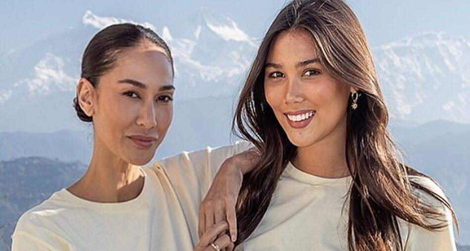Stella and Lindy on The Amazing Race. Image: Ten.