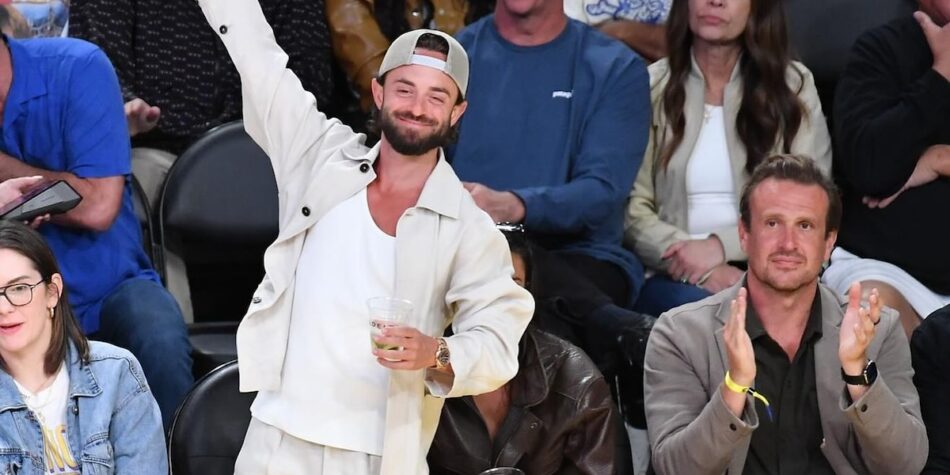 Luxe Listing's Gavin Rubinstein at a basketball game.