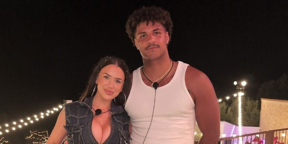 Jotham and Gabby on Love Island Australia. Image: Nine.