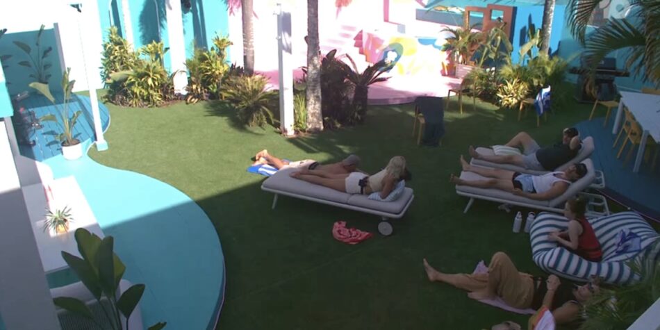 Bruce, Coco, Ed, Connor, Colin, Emily and Alanna on the Big Brother live feed. Image: Ten.