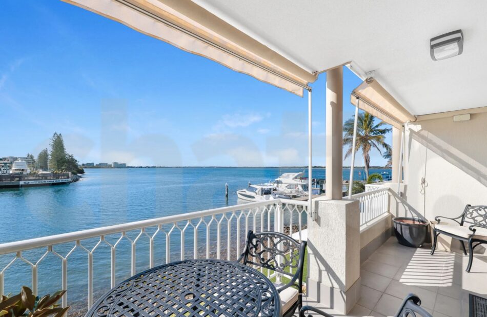 The balcony. Image: Coastal.