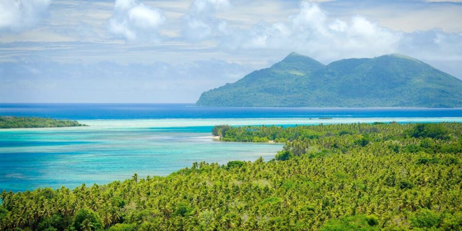 Efate an Island in the Shefa Province of Vanuatu.