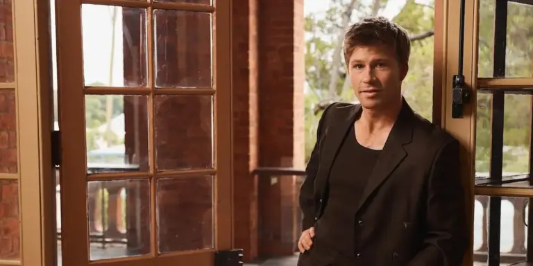 Robert Irwin to return to screens as host of Dancing with the Stars: The Next Pro