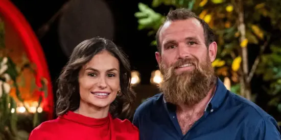 Did Farmer Wants A Wife's Beth just hint she ends up with Farmer Jason?