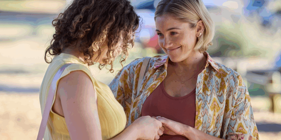 Dana and Harper on Home and Away.