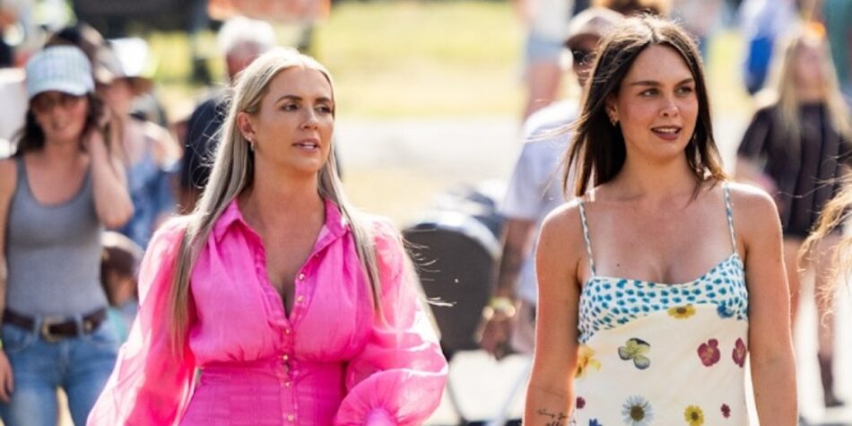 Poppy and Logan on FWAW. Image: Seven.