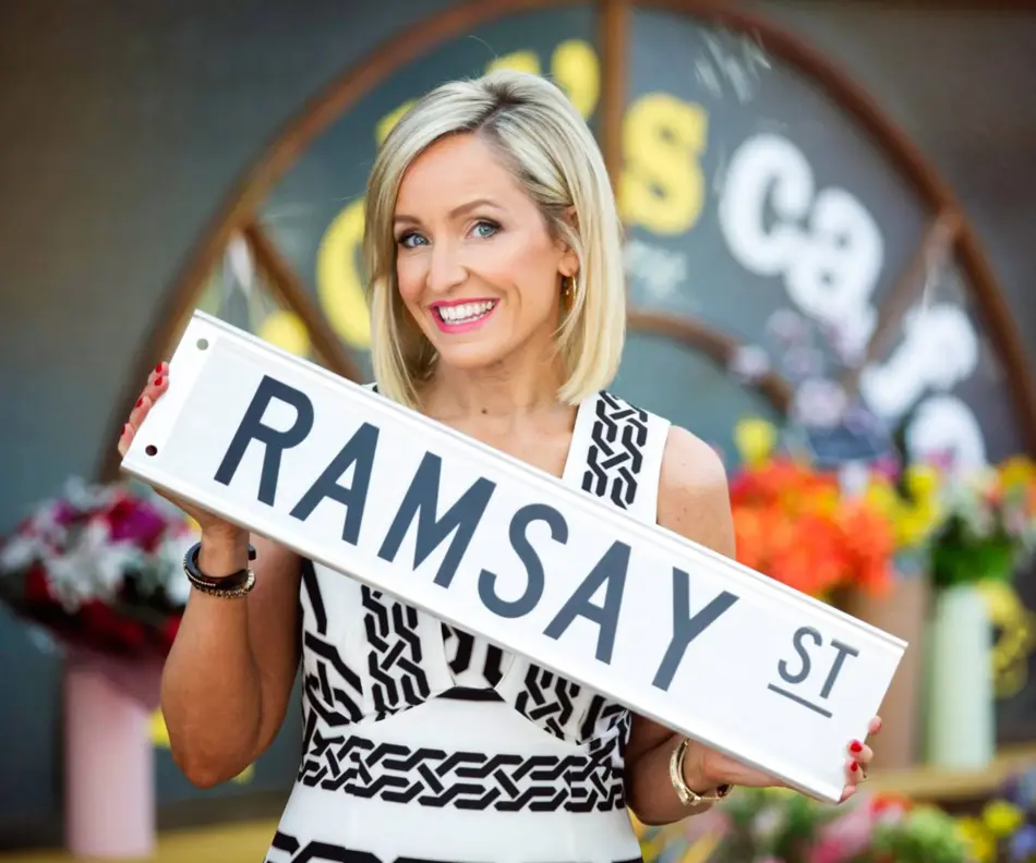 Fifi Box on Neighbours